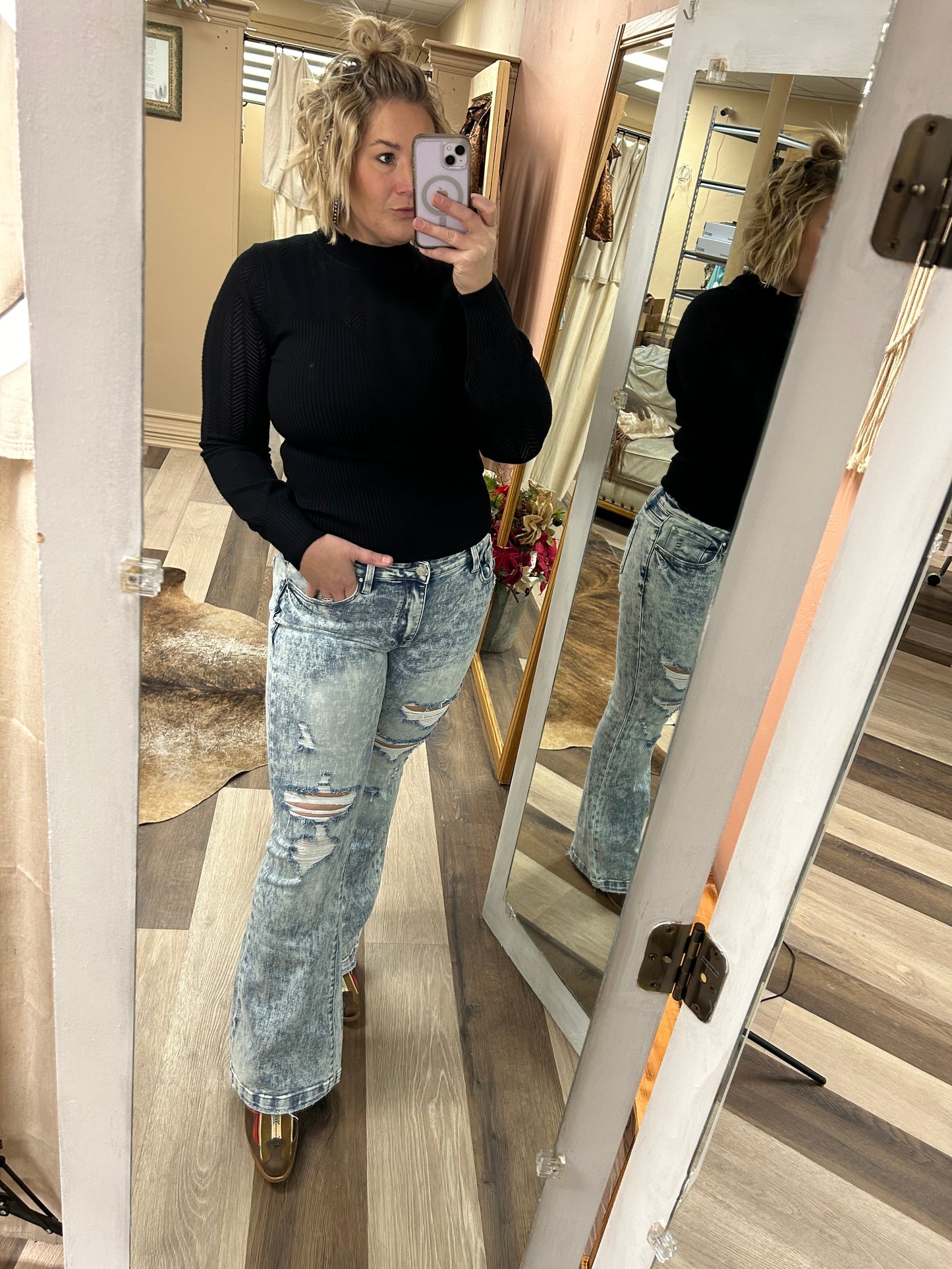 Petra Destroyed Mid Rise Trouser
