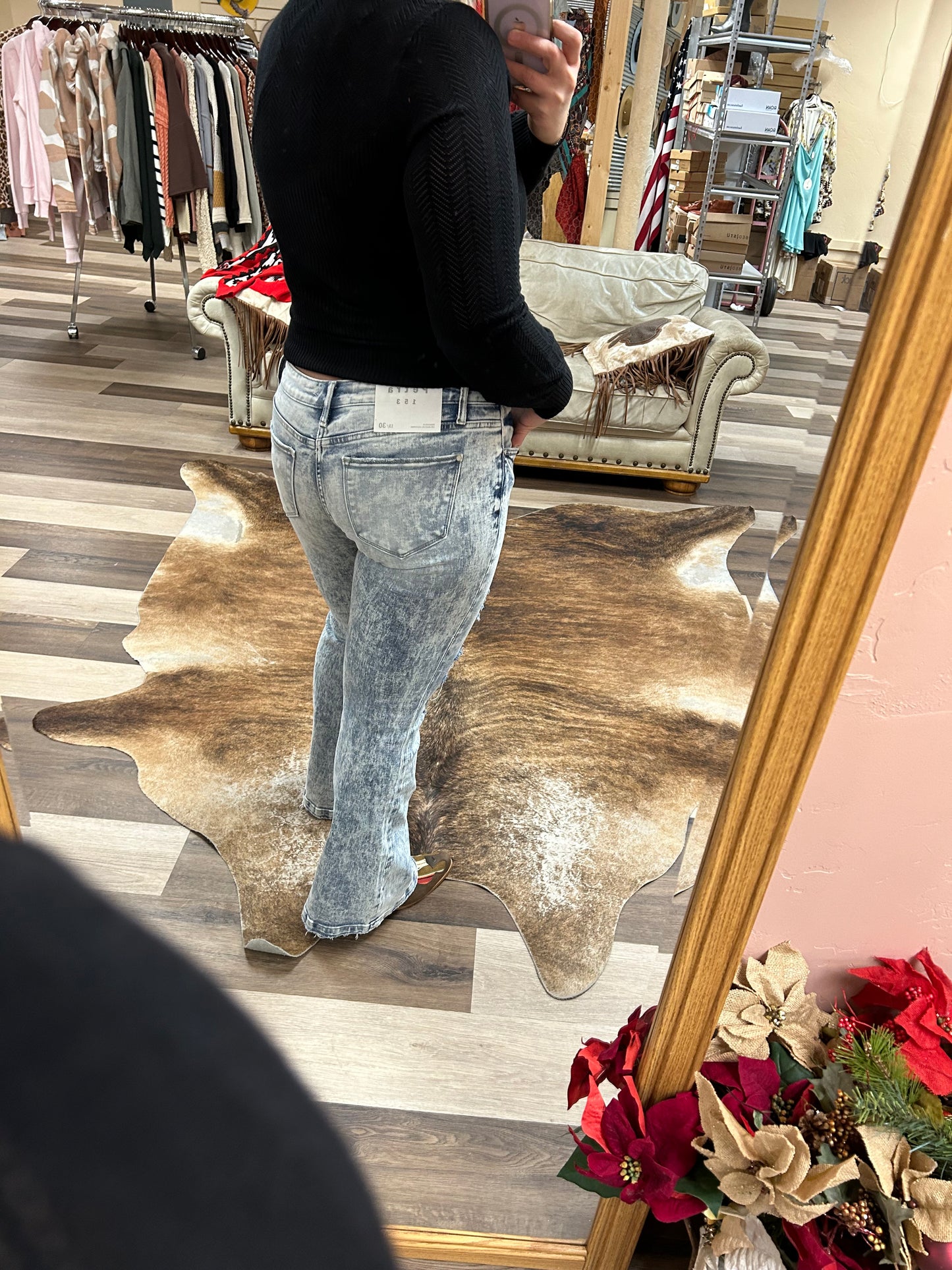 Petra Destroyed Mid Rise Trouser