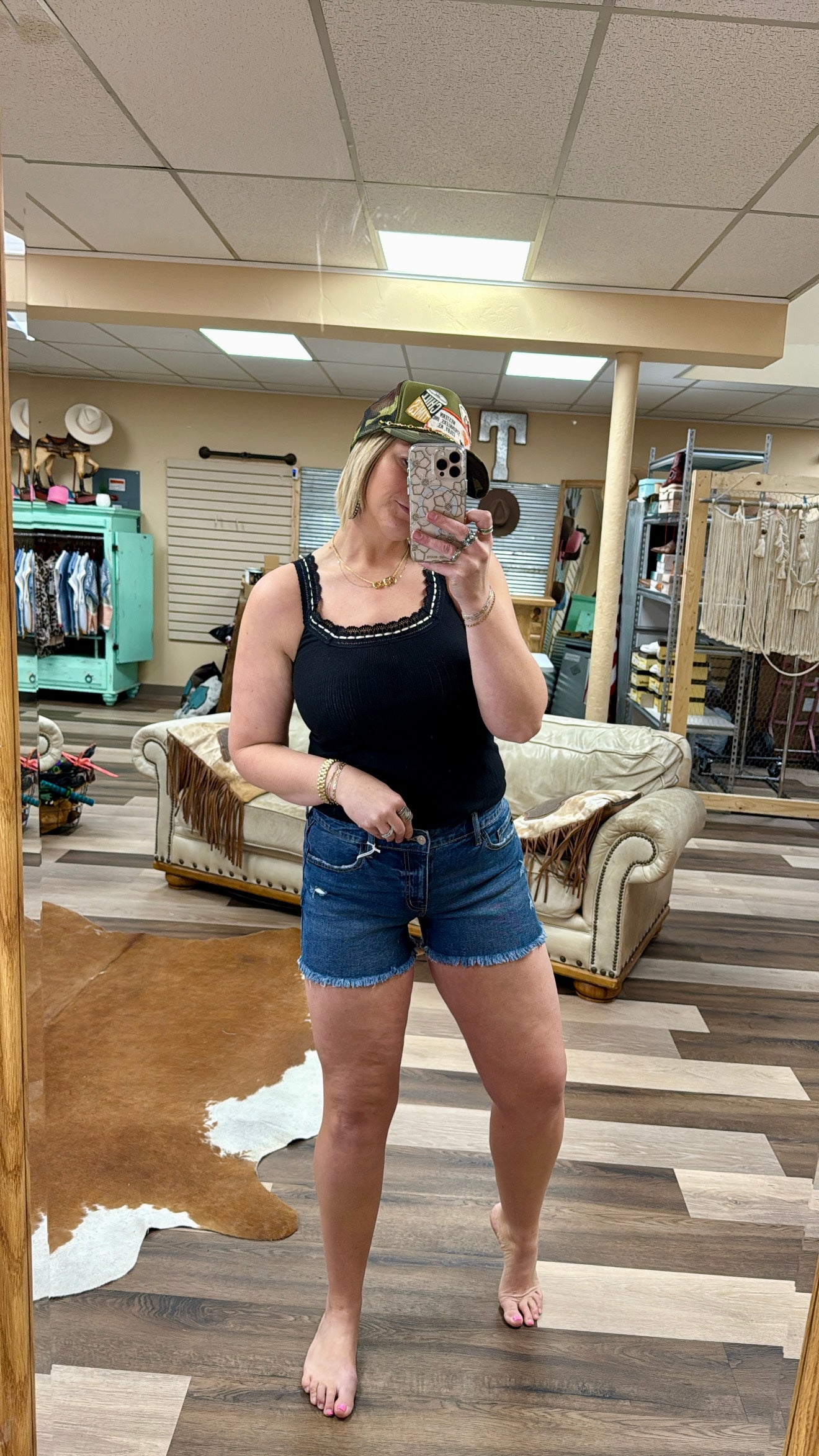 Kancan Mid Rise Dark Short