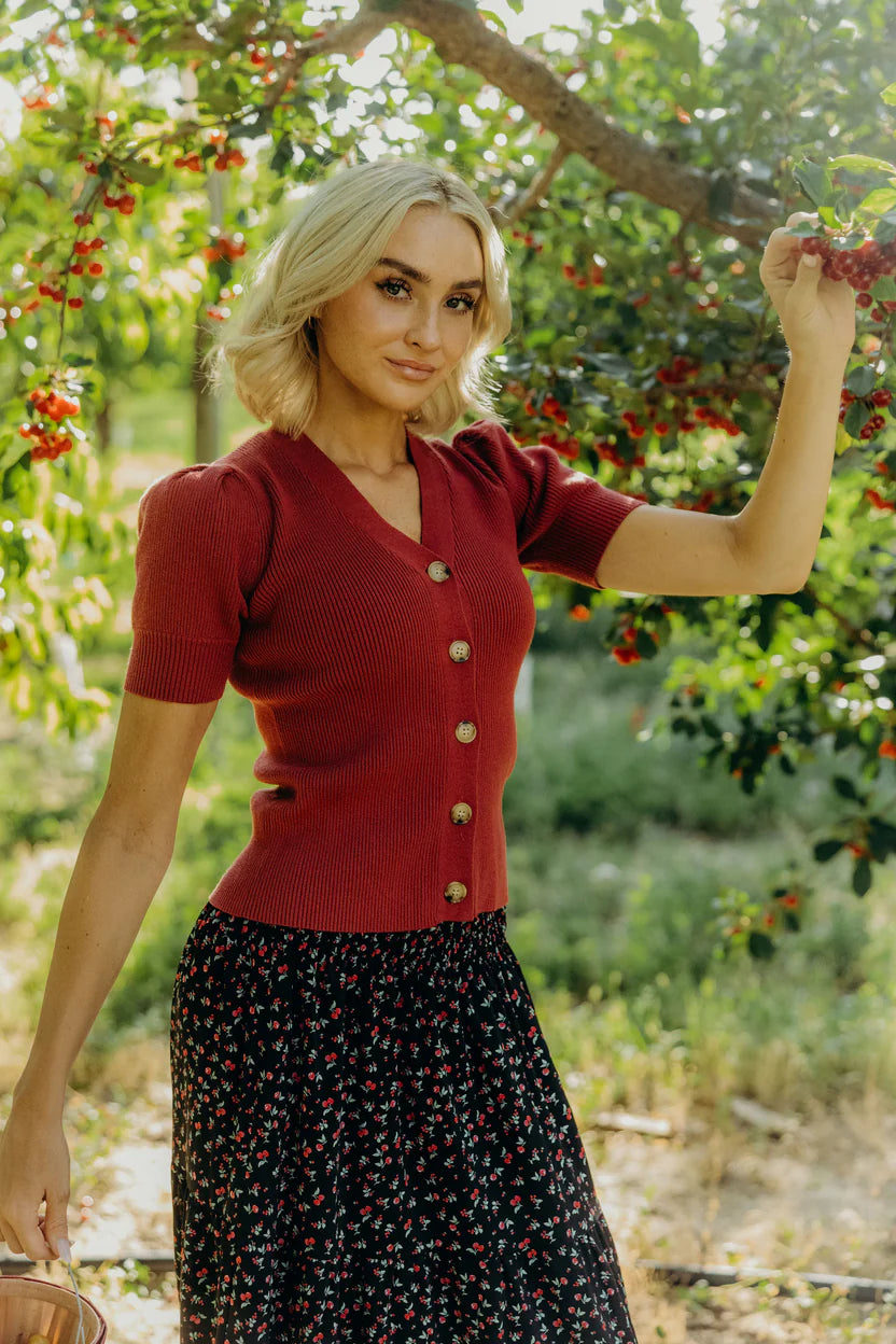 Short sleeve Cardi in Red Bud