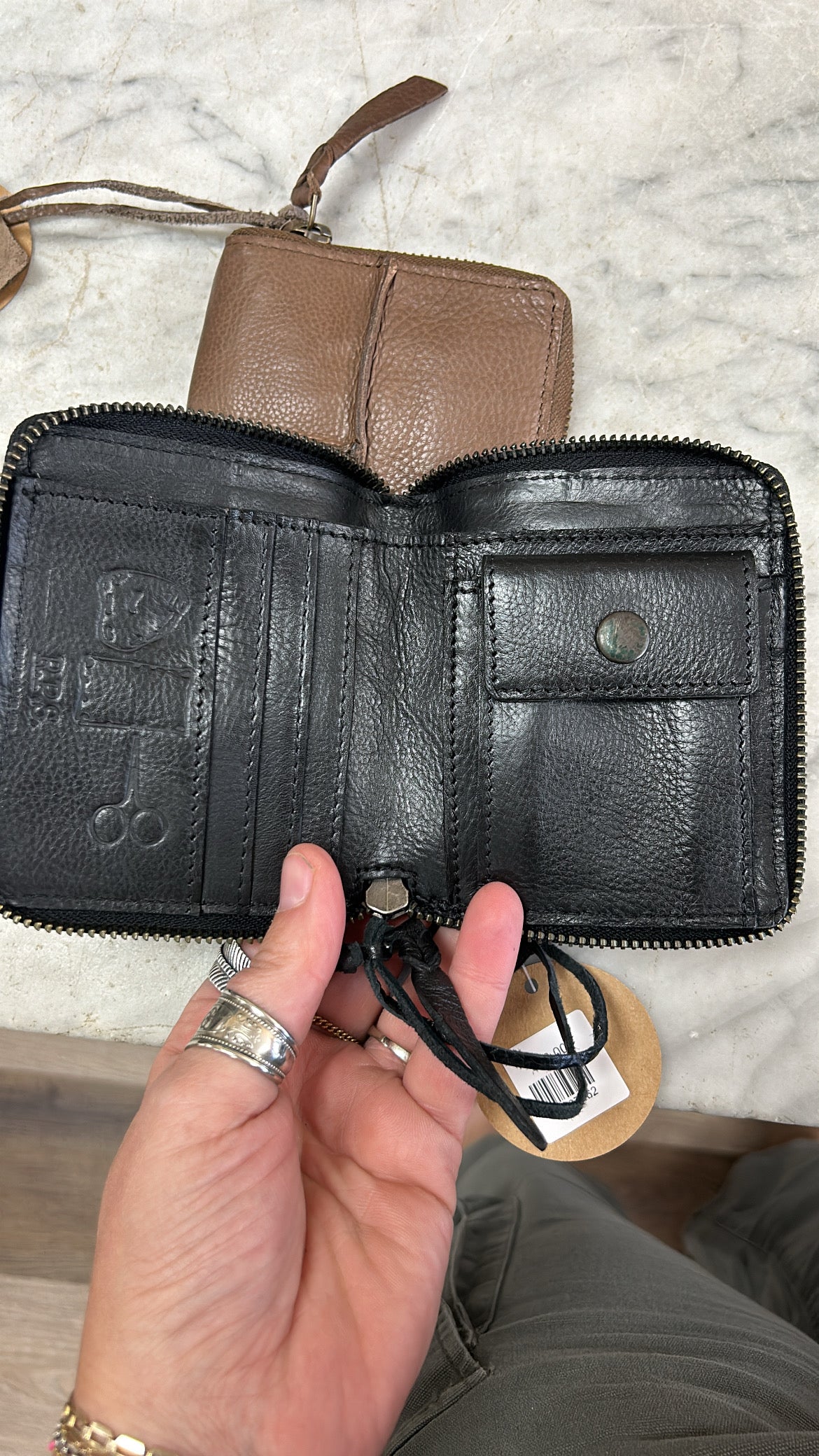 Washington small zip wallet