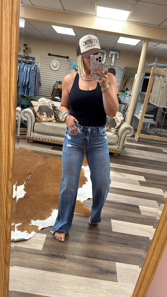 Risen Straight Leg Jeans