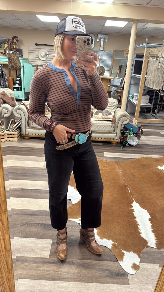Cinnamon Washed Two Toned Long Sleeved 3/4 Button Down Top