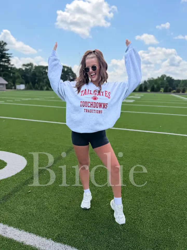Tailgates Split Neck Graphic Crewneck On Ash Gray