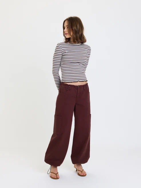 Daze Mirage Mid Rise Cargo Harem in Cherry Cola