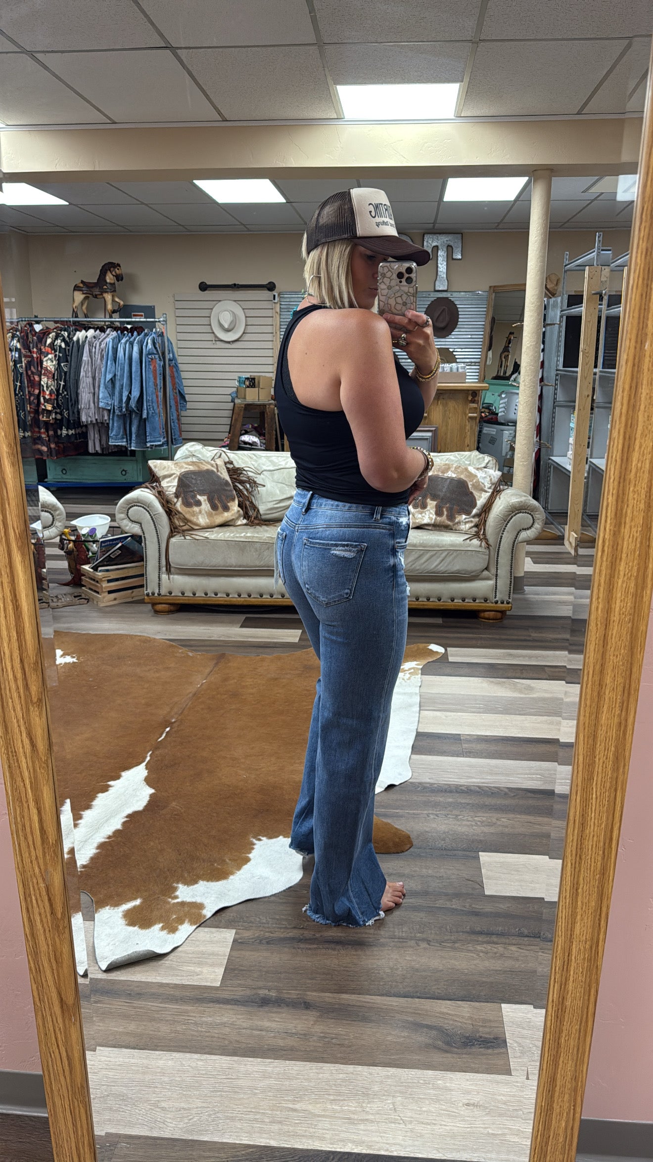 Risen Straight Leg Jeans