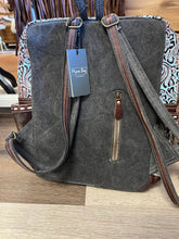 Load image into Gallery viewer, Chisum Draw Paneled Concealed-Carry Bag
