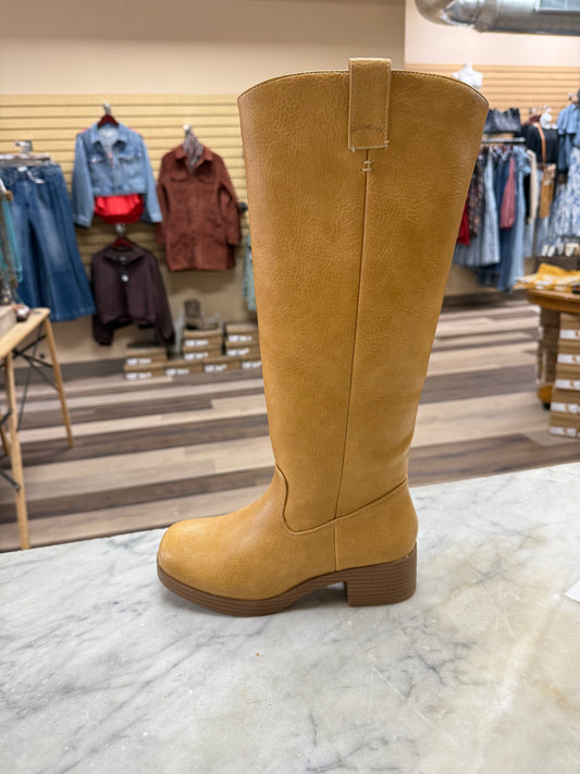 Yurie Boot