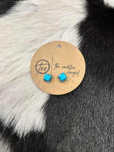 Load image into Gallery viewer, Zuni Stud Earring
