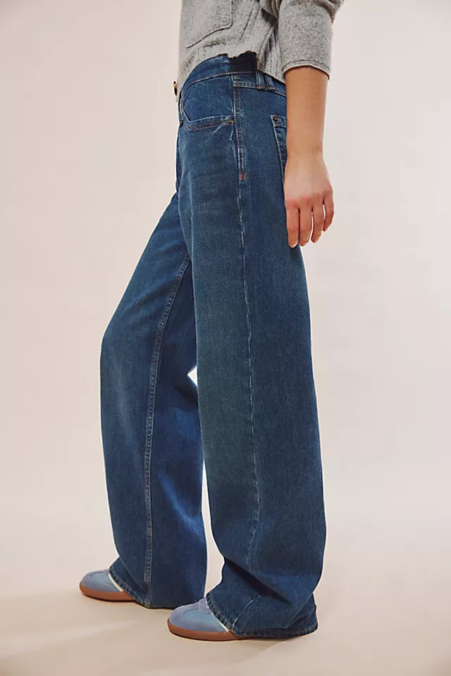 We The Free Tennessee Low-Rise Boyfriend Jeans